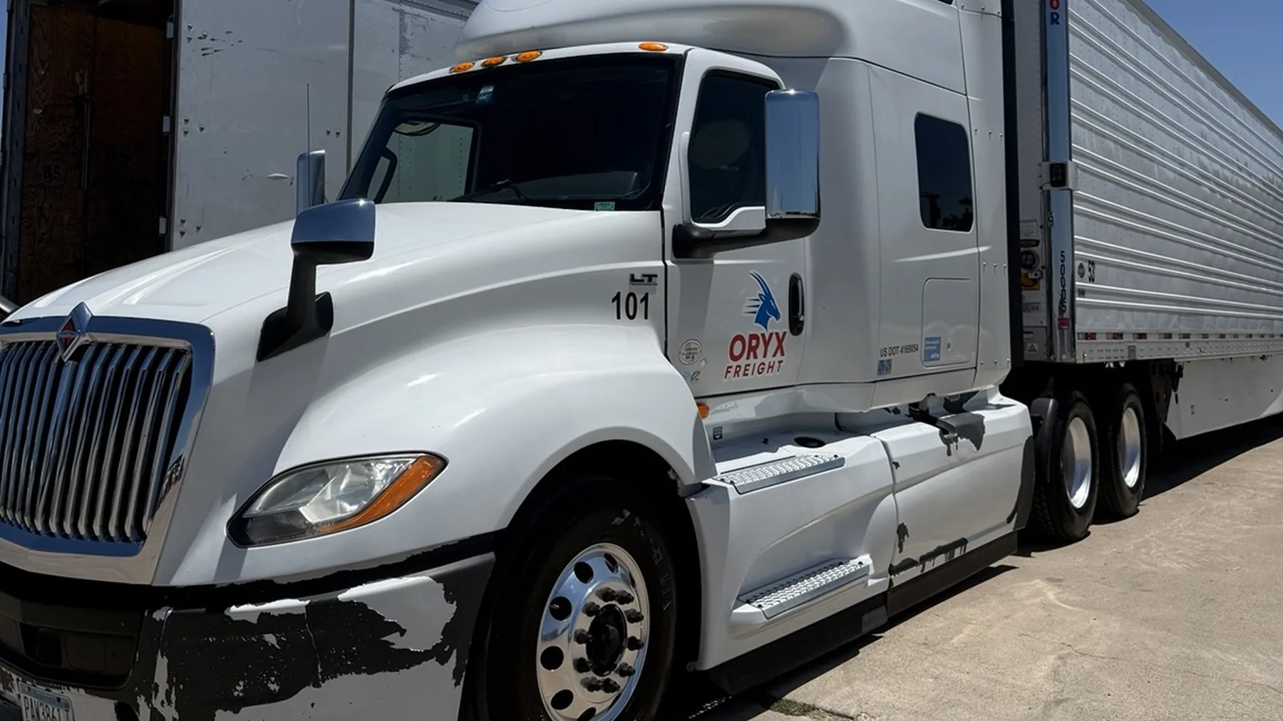 Oryx Freight tractor and refrigerated trailer